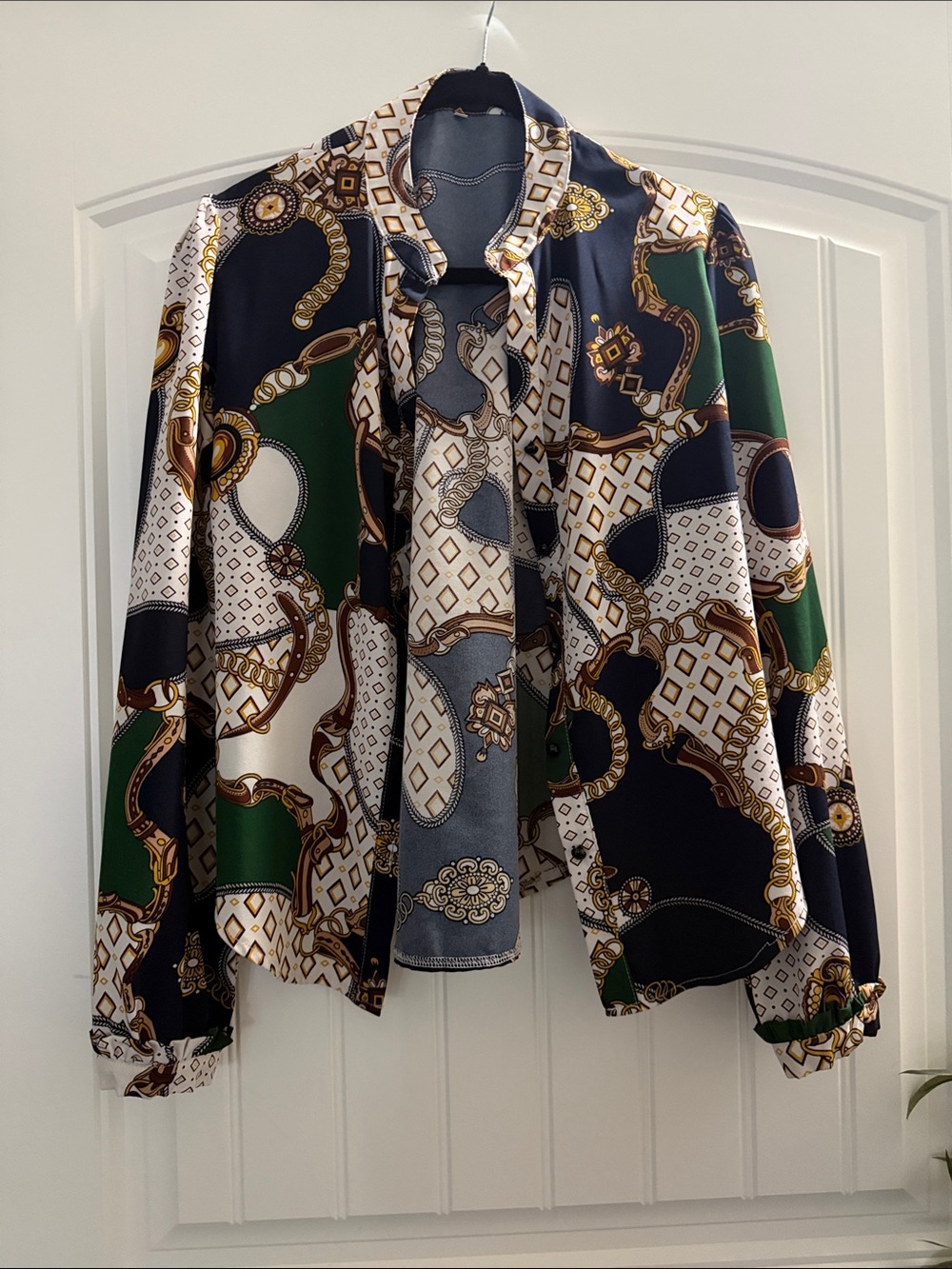 Tie-Neck Printed Blouse Jacket in Navy, Green & White